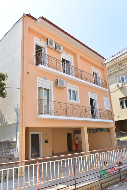 Mideia Hotel Левадея Екстериор снимка