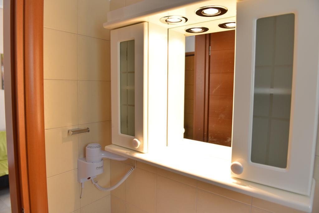 Mideia Hotel Левадея Стая снимка