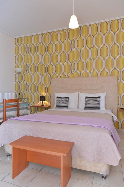 Mideia Hotel Левадея Екстериор снимка