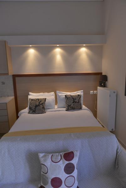 Mideia Hotel Левадея Екстериор снимка