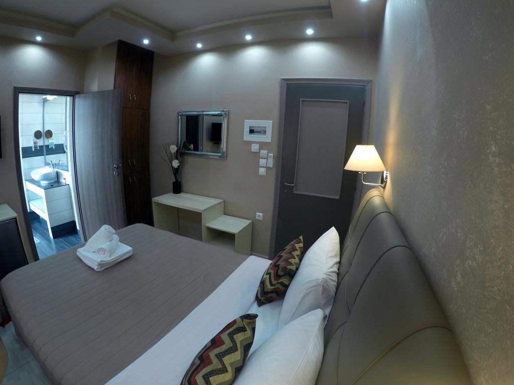 Mideia Hotel Левадея Екстериор снимка
