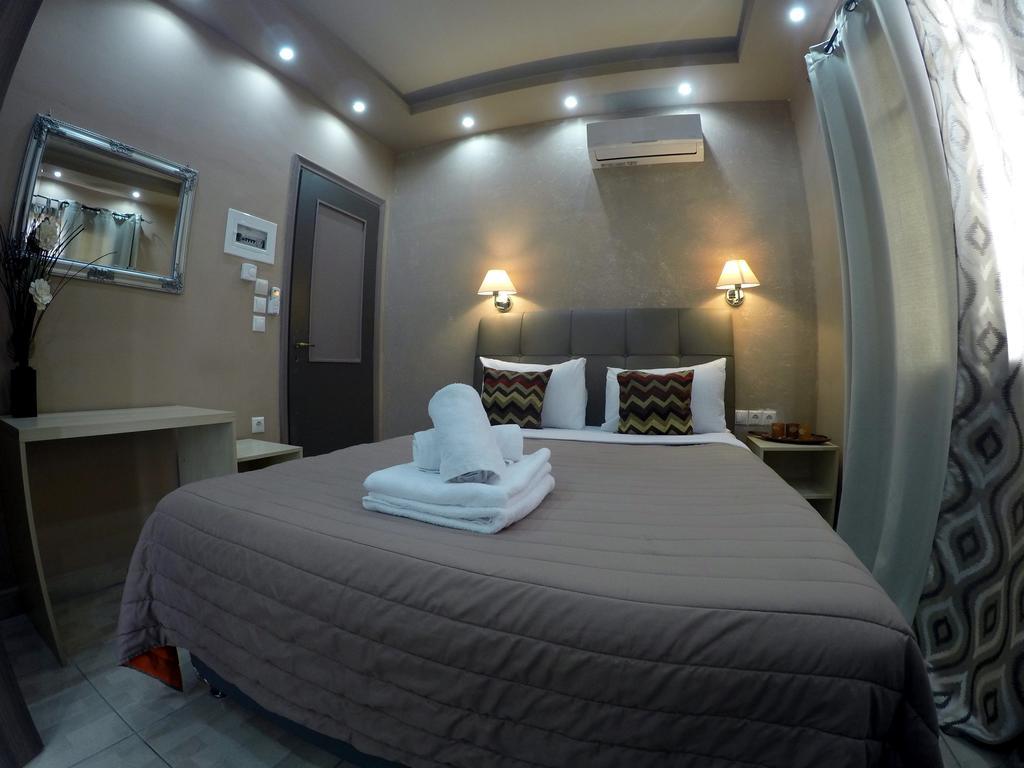 Mideia Hotel Левадея Екстериор снимка